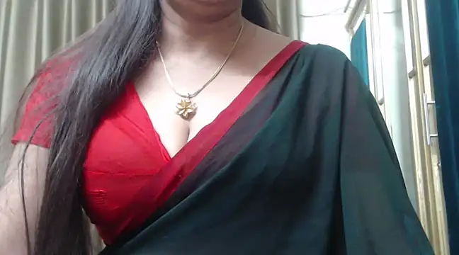 desi-maisa130 online show from December 14, 8:40 pm