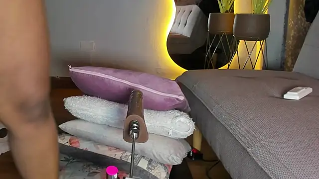 Yiseth 02 online show from October 29, 11:34 am