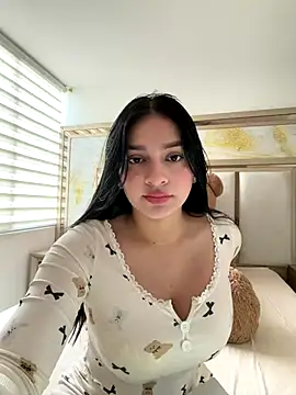 Snapshot of sarasoto_1 chatting on December 17, 7:42 pm sarasoto 1 online show from December 17, 7:42 pm