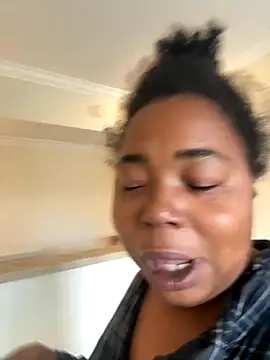 JCCaramelbarbie1 online show from October 10, 1:43 pm