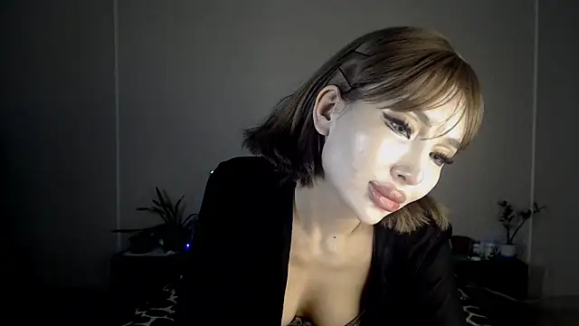 Izalimka online show from February 3, 9:30 am