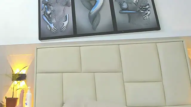 Snapshot of angel_adamx chatting on February 13, 6:20 am angel adamx online show from February 13, 6:20 am