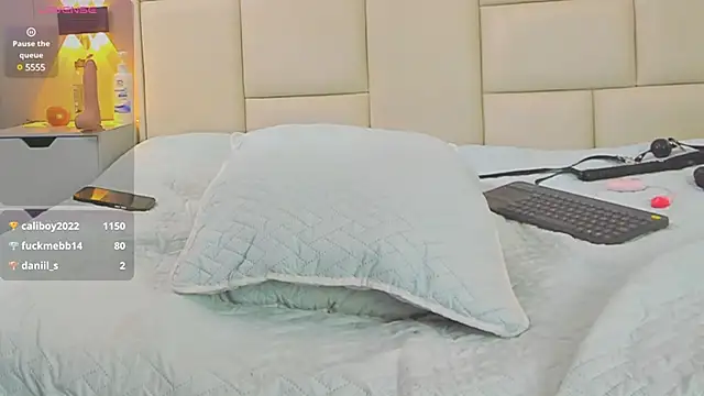 Snapshot of angel_adamx chatting on March 18, 6:46 am angel adamx online show from March 18, 6:46 am