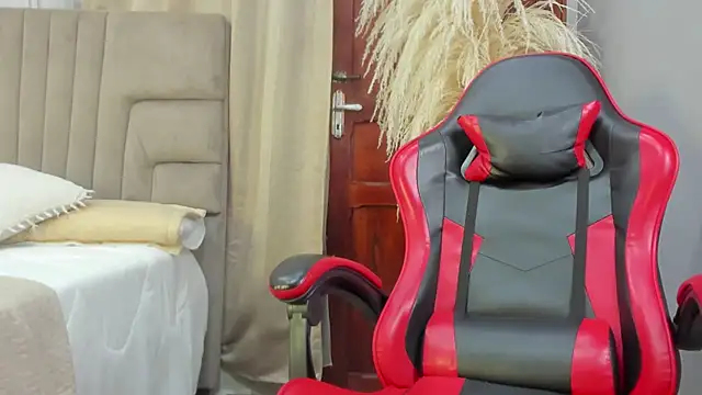 Snapshot of angel_adamx chatting on October 13, 3:28 am angel adamx online show from October 13, 3:28 am