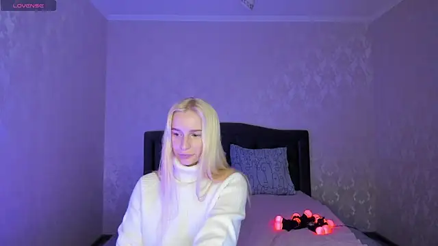 Amanda054 online show from January 21, 12:04 am