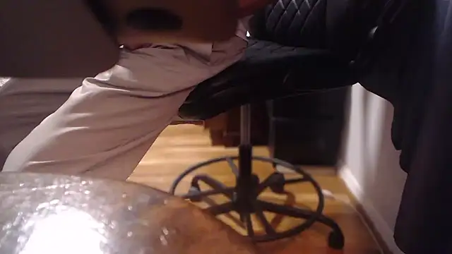 Snapshot of flexingplexico chatting on March 20, 8:31 am flexingplexico online show from March 20, 8:31 am