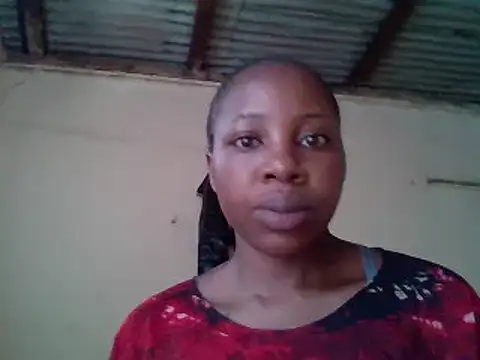 Snapshot of Queen_loveer chatting on February 25, 7:52 am Queen loveer online show from February 25, 7:52 am