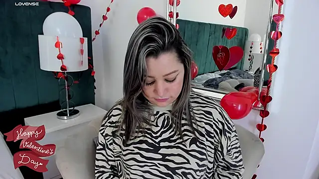 PandoraB  online show from February 17, 2:26 pm