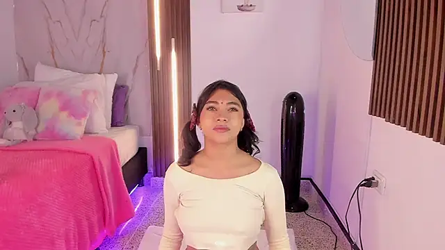 mia six66 online show from October 12, 11:53 am