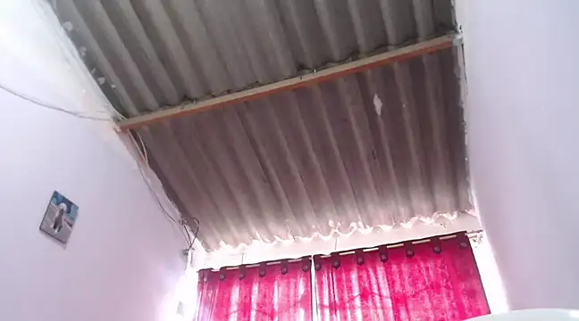 Zafiro subversiva online show from February 19, 6:00 pm