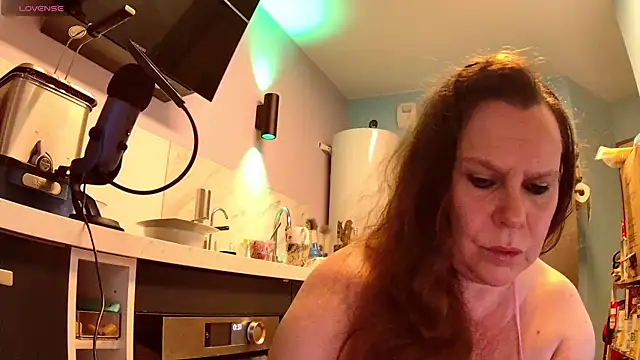 Endrocleia online show from September 19, 10:32 pm