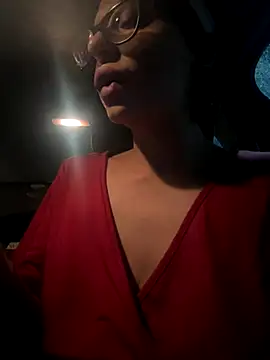 myloveforyouu online show from October 22, 2:23 am