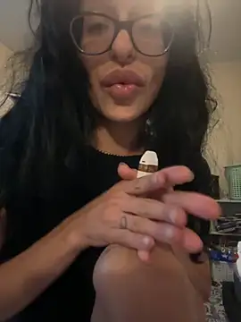 myloveforyouu online show from November 18, 2:43 pm