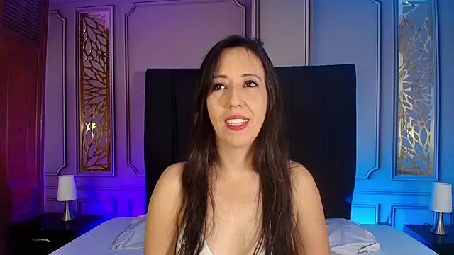 Snapshot of Bonnie__milf chatting on September 15, 12:05 pm Bonnie milf online show from September 15, 12:05 pm