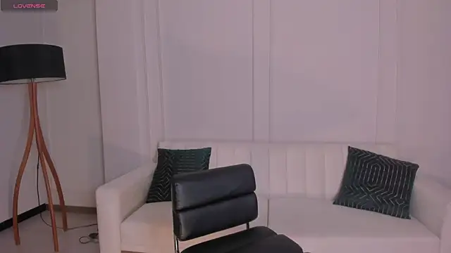 Snapshot of MariaHerrera_ chatting on December 10, 7:32 pm MariaHerrera online show from December 10, 7:32 pm