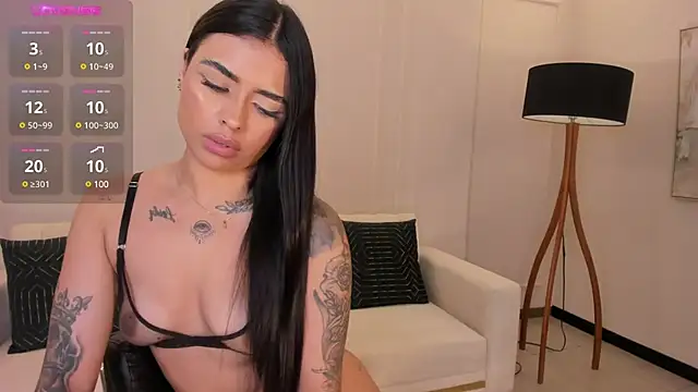 Snapshot of MariaHerrera_ chatting on December 11, 11:10 pm MariaHerrera online show from December 11, 11:10 pm