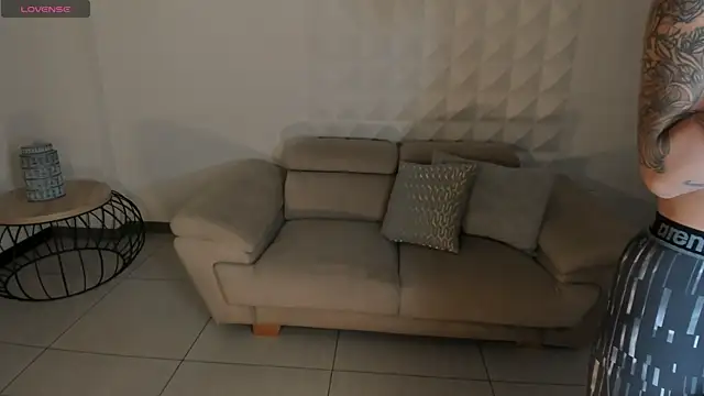 Snapshot of MariaHerrera_ chatting on October 14, 8:42 pm MariaHerrera online show from October 14, 8:42 pm