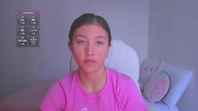 Catbaby888  online show from December 3, 10:40 pm