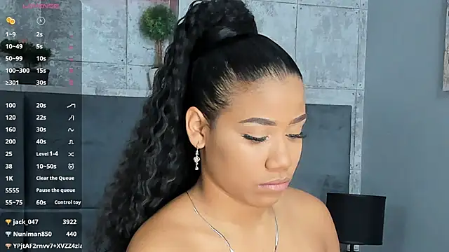 Salome Diaz  online show from February 19, 1:17 pm