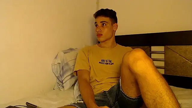 Snapshot of Babylin77 chatting on October 18, 3:42 am Babylin77 online show from October 18, 3:42 am