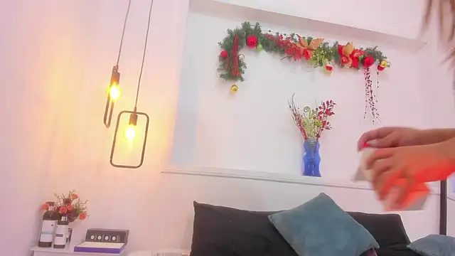 penelope handaos online show from December 12, 11:40 am