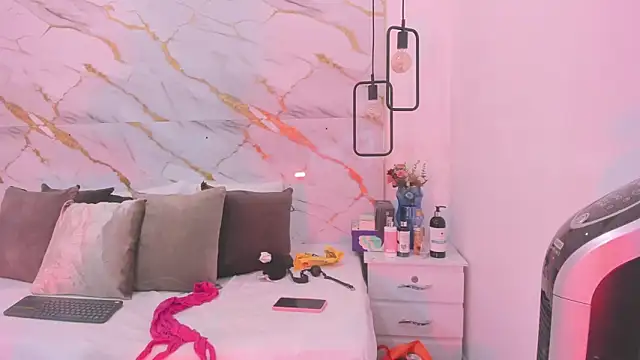 penelope handaos online show from February 6, 4:31 am