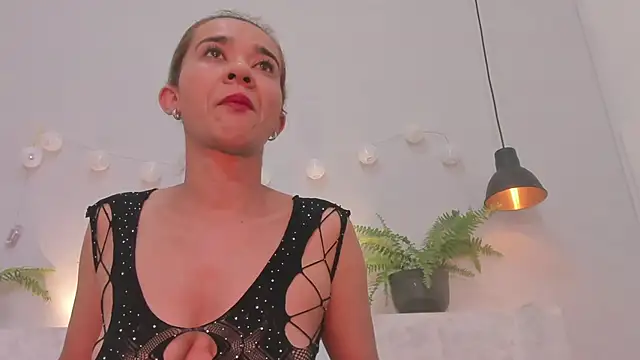 penelope handaos online show from March 11, 9:45 am