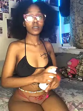 naughtybitches5 online show from March 19, 3:41 am