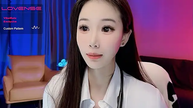 Snapshot of JoooJo_ chatting on December 13, 3:43 pm JoooJo online show from December 13, 3:43 pm