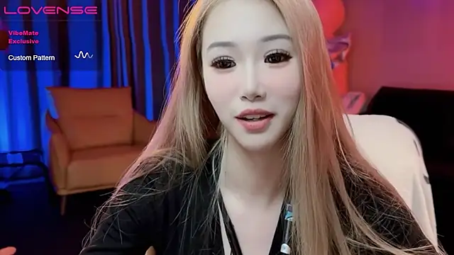 Snapshot of JoooJo_ chatting on March 12, 4:46 pm JoooJo online show from March 12, 4:46 pm