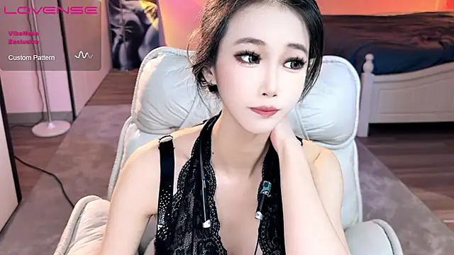 Snapshot of JoooJo_ chatting on September 21, 4:47 am JoooJo online show from September 21, 4:47 am