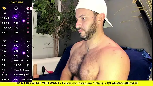 arielenbsas online show from March 3, 4:47 am