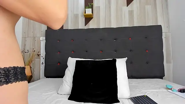 Anastasiapriest online show from October 29, 12:18 pm