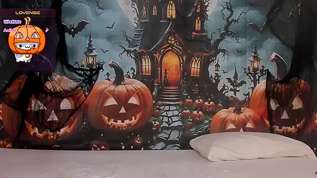 Juliette  3 online show from October 27, 1:15 pm