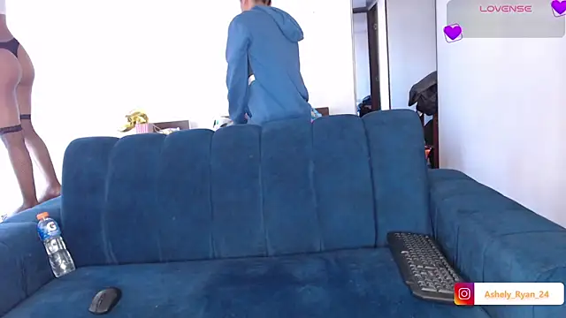 ashely ryan24 online show from November 7, 9:37 pm