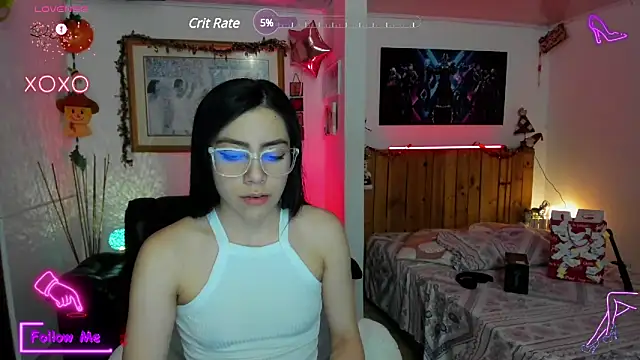 LauGrayJ online show from January 6, 6:03 am