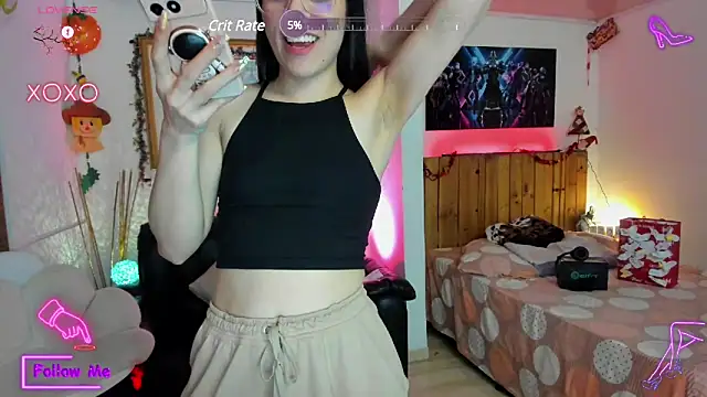 LauGrayJ online show from February 25, 8:25 am