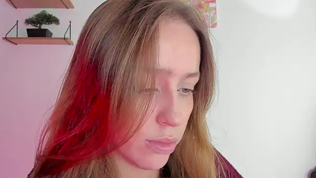 Snapshot of SofiaGc chatting on December 30, 6:09 am SofiaGc online show from December 30, 6:09 am