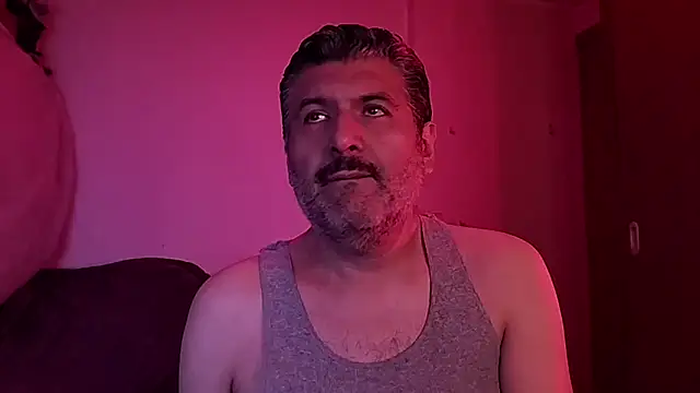 Snapshot of BushBator chatting on October 10, 6:12 am BushBator online show from October 10, 6:12 am