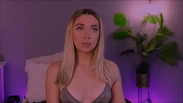 Jessielle online show from November 24, 3:50 am