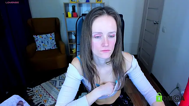 FrancescaCollins online show from March 5, 10:44 am