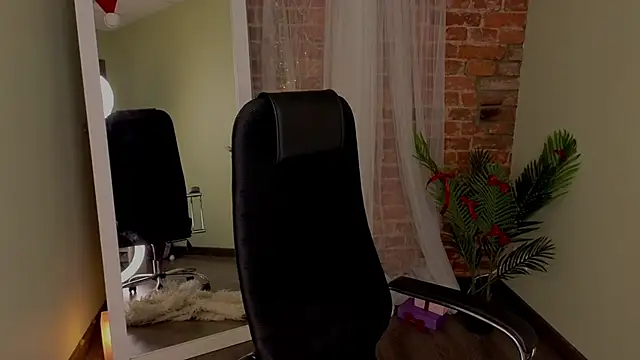 VioletMills online show from December 29, 1:13 am