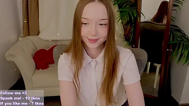 VioletMills online show from February 22, 9:04 pm