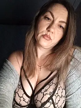 Snapshot of Ant0nina chatting on December 14, 12:44 am Ant0nina online show from December 14, 12:44 am