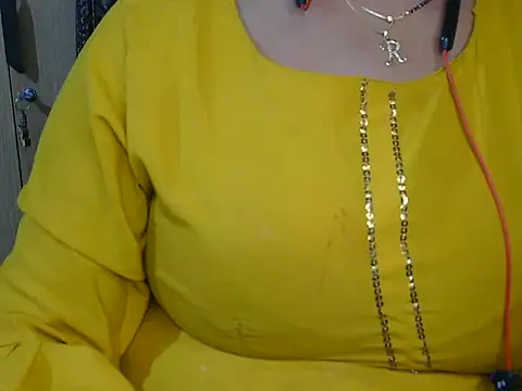 Cute Ruhi99 online show from February 20, 8:50 am