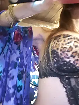 Snapshot of vampvanna23 chatting on December 1, 11:14 pm vampvanna23 online show from December 1, 11:14 pm