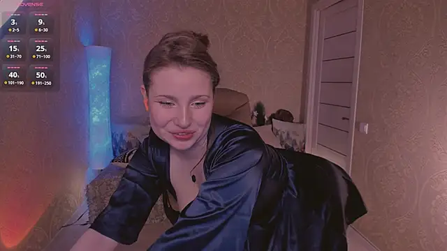 Snapshot of Eesmaaarrr chatting on December 28, 1:50 am Eesmaaarrr online show from December 28, 1:50 am