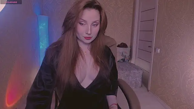 Snapshot of Eesmaaarrr chatting on January 25, 10:18 pm Eesmaaarrr online show from January 25, 10:18 pm