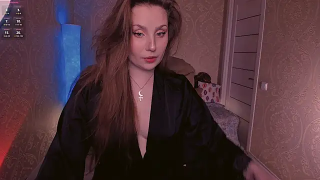 Snapshot of Eesmaaarrr chatting on September 10, 10:43 pm Eesmaaarrr online show from September 10, 10:43 pm