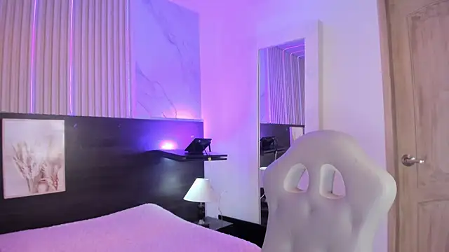 Violet spencer online show from January 20, 6:21 pm